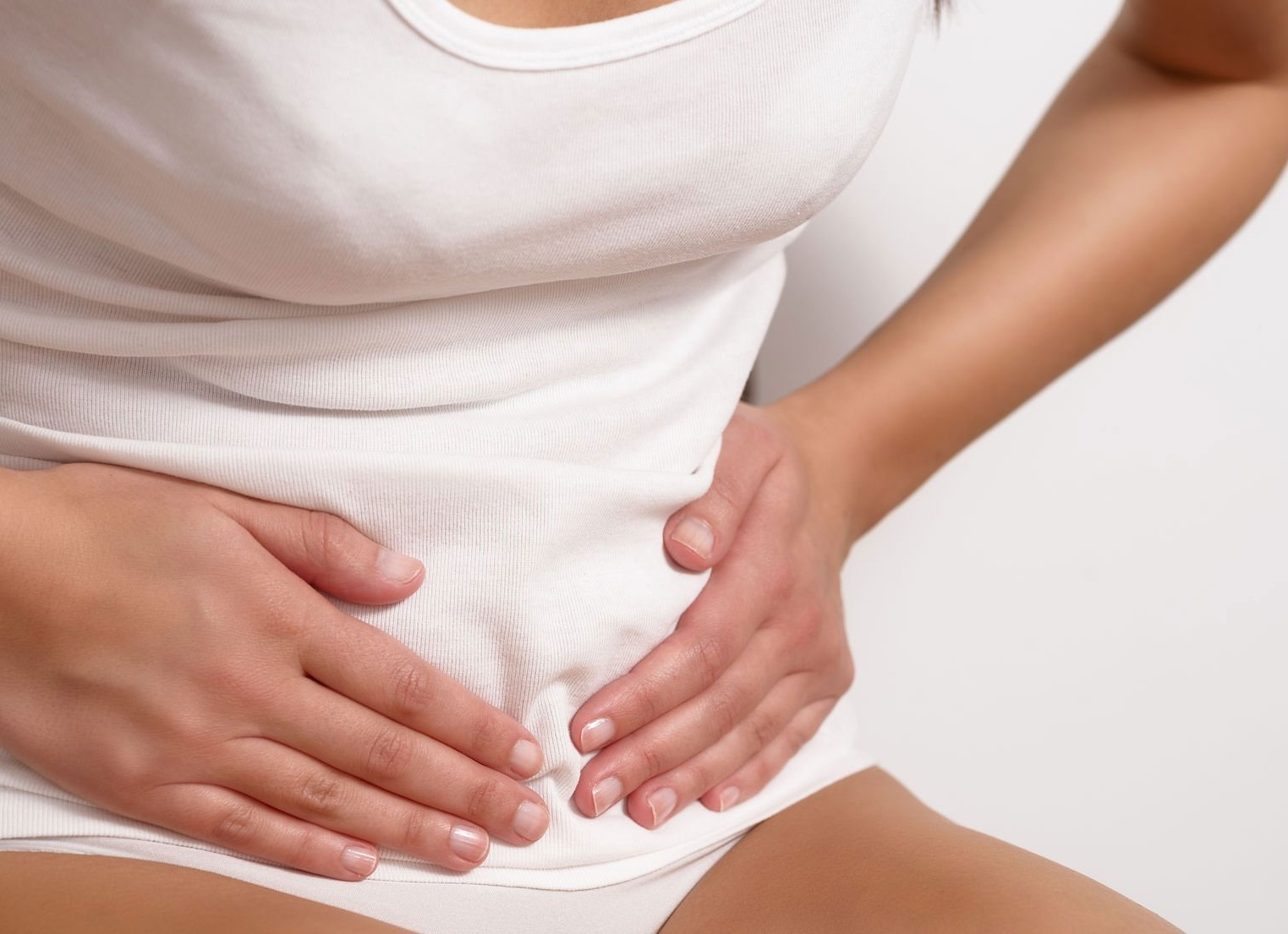 Болит ли низ живота при геморрое?